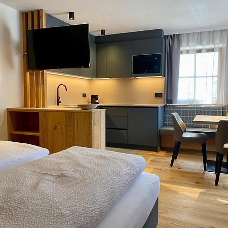 Ciasa La Roesa Apartment Бадия Екстериор снимка